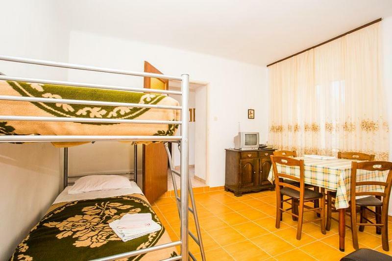 Apartment Dragica Jurandvor Exterior foto