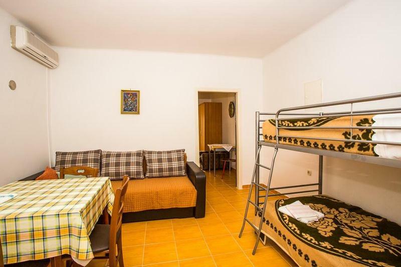 Apartment Dragica Jurandvor Exterior foto